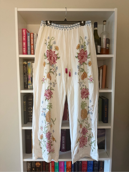 Rachel Zoe Pants - Rachel Zoe Embroidered Floral Linen Pants, Waist 16.5", EUC